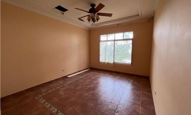 VENTA CASA EN SORA CERCA A ALTOS DEL MARIA CV