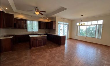 VENTA CASA EN SORA CERCA A ALTOS DEL MARIA CV