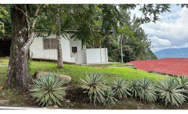 VENTA CASA EN SORA CERCA A ALTOS DEL MARIA CV