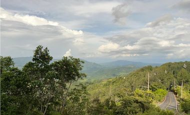 VENTA CASA EN SORA CERCA A ALTOS DEL MARIA CV