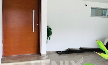 Se vende casa con 3 habitaciones en planta baja- Zona Monte Magno