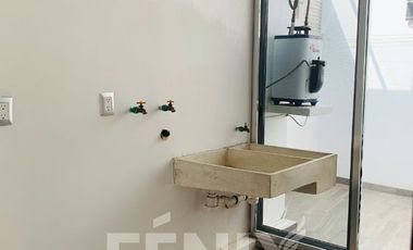 Se vende casa con 3 habitaciones en planta baja- Zona Monte Magno