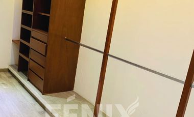 Se vende casa con 3 habitaciones en planta baja- Zona Monte Magno