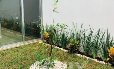 Se vende casa con 3 habitaciones en planta baja- Zona Monte Magno