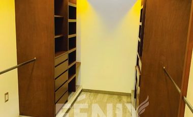 Se vende casa con 3 habitaciones en planta baja- Zona Monte Magno