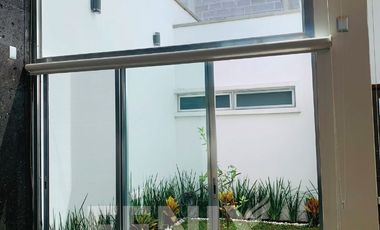 Se vende casa con 3 habitaciones en planta baja- Zona Monte Magno