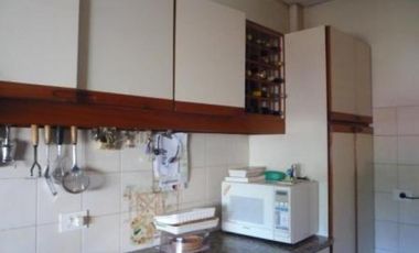 DOS DEPARTAMENTOS EN BLOCK EN PARQUE JOHNSTON. EXCELENTES JUNTOS COMO UNA SOLA VIVIENDA O SEPARADOS.