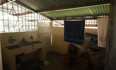 VENDO CASA DE 3HAB EN BUGABA