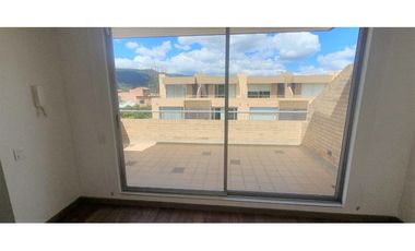 HERMOSA CASA CAJIC- CAMPOVERDE