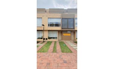 HERMOSA CASA CAJIC- CAMPOVERDE