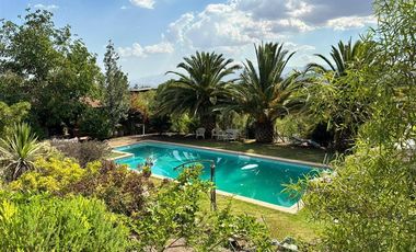 Casa en venta de 5 dorm. en Colina, Hacienda Chacabuco