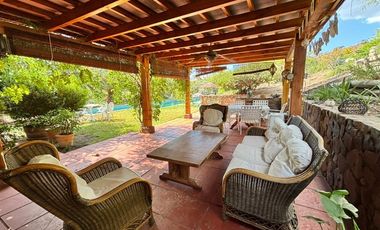 Casa en venta de 5 dorm. en Colina, Hacienda Chacabuco