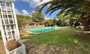 Casa en venta de 5 dorm. en Colina, Hacienda Chacabuco