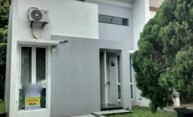 Grab Fast. Rumah Bagus the Icon Simplicity BSD. Harga Dibawah Pasaran.
