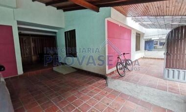 CASA en VENTA en Los Patios Urbanización Santa Clara