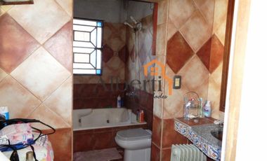 Chalet a metros del Boulevard Vignes