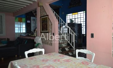 Chalet a metros del Boulevard Vignes