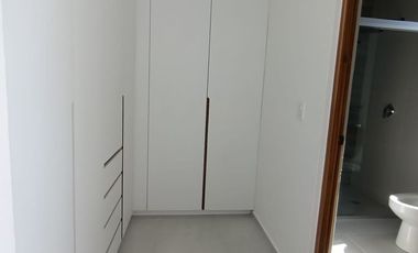 CASA NVA EN FRACC. PRIVADO CERCA DE PLAZA COMERCIAL