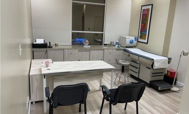 Se Vende Consultorio Medico Amoblado Punta Pacifica 33Mts