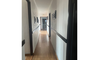 SE VENDE CASA DOS PLANTAS  EN ALTOS DE SANTA MARA, por Linda Vista