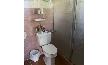 SE VENDE CASA DOS PLANTAS  EN ALTOS DE SANTA MARA, por Linda Vista