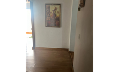 SE VENDE CASA DOS PLANTAS  EN ALTOS DE SANTA MARA, por Linda Vista