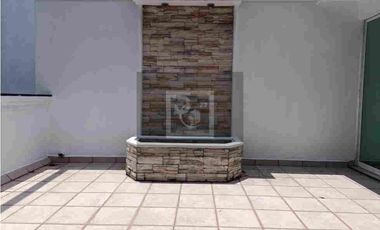 Casa Eucaliptos. Venta