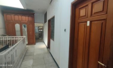 Rumah 2 Lantai di Komplek Mampang Duren Tiga Pancoran