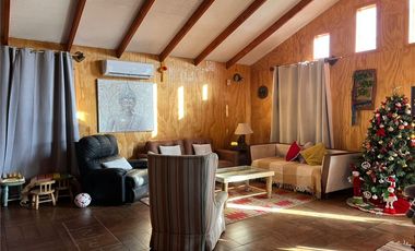 Casa en Pirque en terreno de 2.000mt2