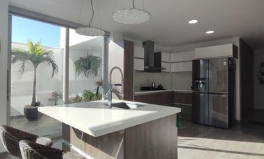 casa en venta en lomitas. Cod V28786