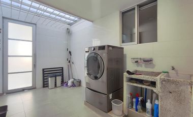 casa en venta en lomitas. Cod V28786