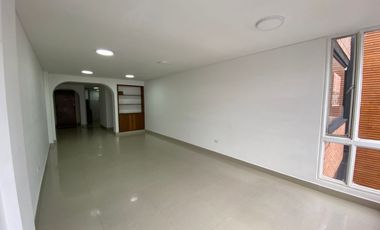 oficina en arriendo/venta en santa bibiana. Cod A22639