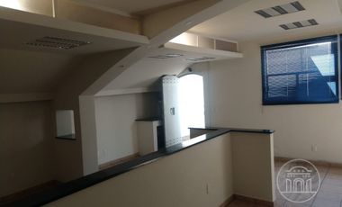 RENTA DE OFICINAS CON ALMACÉN, BODEGA Y ÁREA DE TRABAJO EN RIO CONSULADO