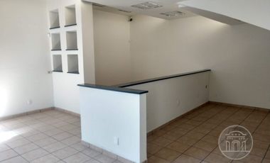 RENTA DE OFICINAS CON ALMACÉN, BODEGA Y ÁREA DE TRABAJO EN RIO CONSULADO
