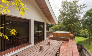 casa en venta en torca. Cod V3891