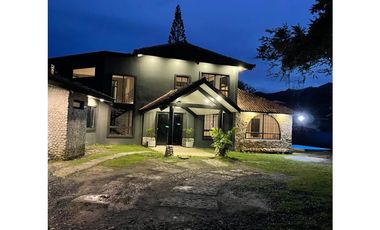 ¡¡¡¡Se Vende Hermosa Casa en El Valle $ 320 K¡¡¡¡