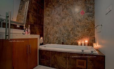 Casa en Venta dentro de coto Valle Imperial