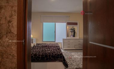 Casa en Venta dentro de coto Valle Imperial