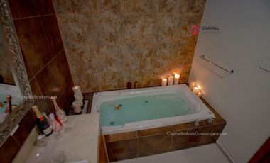 Casa en Venta dentro de coto Valle Imperial