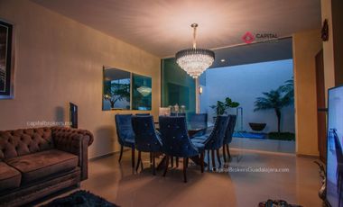 Casa en Venta dentro de coto Valle Imperial