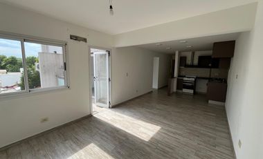 OPORTUNIDAD 2 AMB CON TERRAZA PRIVADA