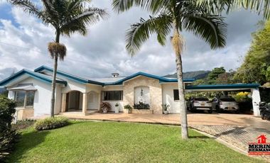 casa en venta en fizebad. Cod V2636