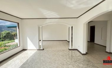 casa en venta en fizebad. Cod V2636