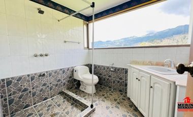 casa en venta en fizebad. Cod V2636
