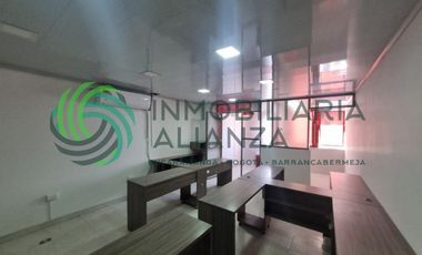 oficina en arriendo en centro. Cod A17175