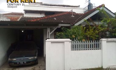 Di Sewakan Rumah 4 Kamar Cocok Untuk Produksi di Kopo Permai Bandung
