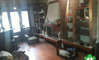 Gran casa en Aldo Bonzi