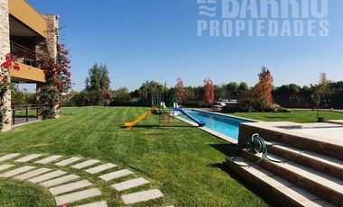 Casa en Venta en Chicureo / Piedra Roja