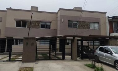 Venta Luis Guillón Duplex 3 Ambientes con Patio y Jardin- FINANCIA- APTO CREDITO