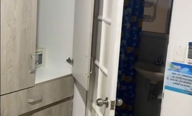 SE ALQUILAN HABITACIONES POR NOCHE DE ACOMODACION DE PAREJA Y ACOMODACION MULTIPLE, EXCELNTE UBICACION